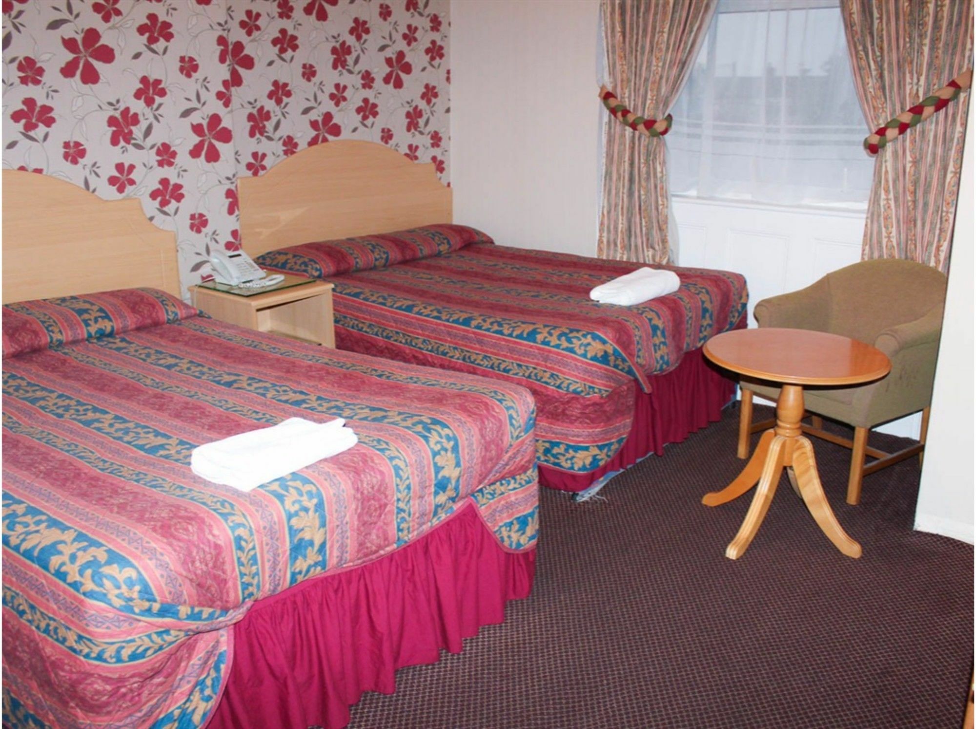 Lampton Guest House Hounslow Dış mekan fotoğraf