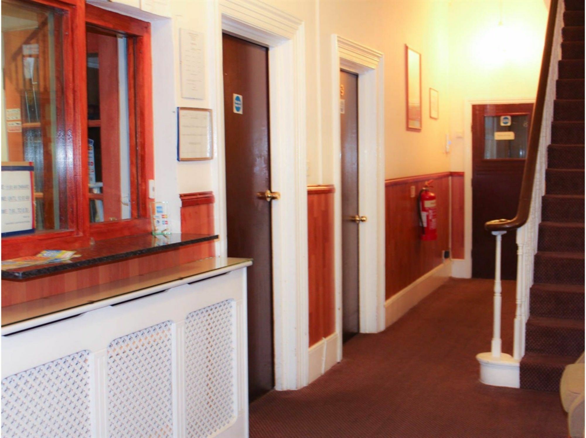 Lampton Guest House Hounslow Dış mekan fotoğraf